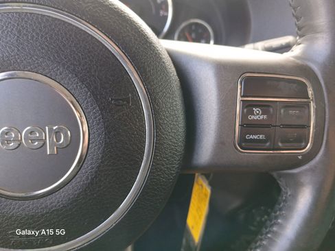 Used 2016 Jeep Wrangler Sport image 24