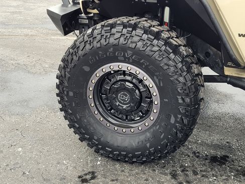 Used 2011 Jeep Wrangler Unlimited Sport image 10