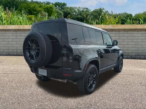 New 2026 Land Rover Defender 110 S AWD/4WD image 4