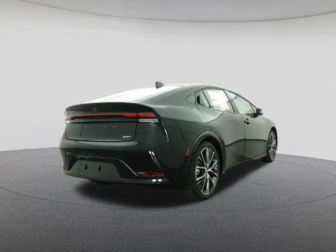 New 2026 Toyota Prius XLE image 24