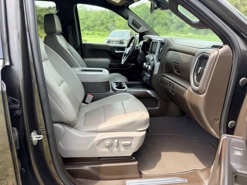 Used 2021 GMC Sierra 1500 SLT w/ SLT Premium Plus Package RWD image 15