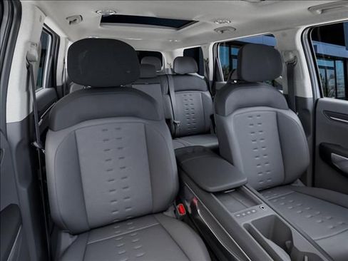 New 2026 Kia EV9 Wind image 15