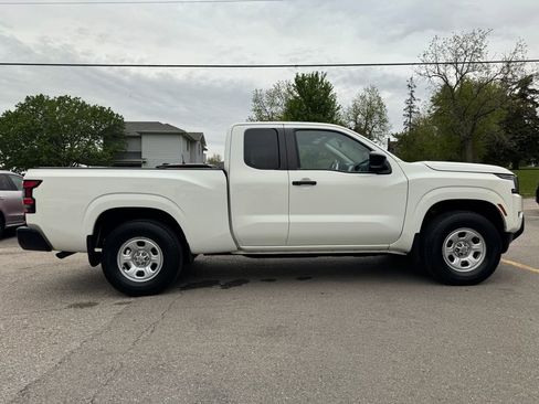 Used 2024 Nissan Frontier S w/ Technology Package AWD/4WD image 4
