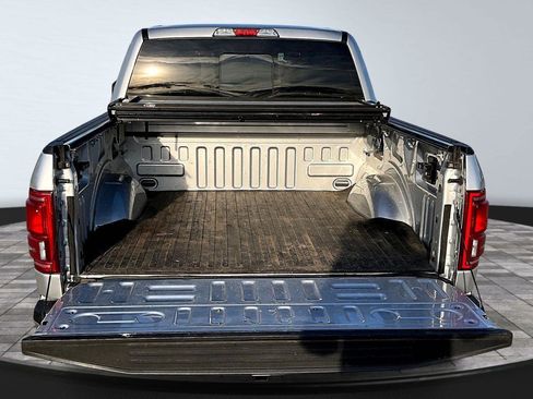 Used 2016 Ford F150 Lariat w/ Equipment Group 501A Mid image 7