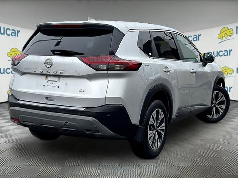 Certified 2022 Nissan Rogue SV image 6