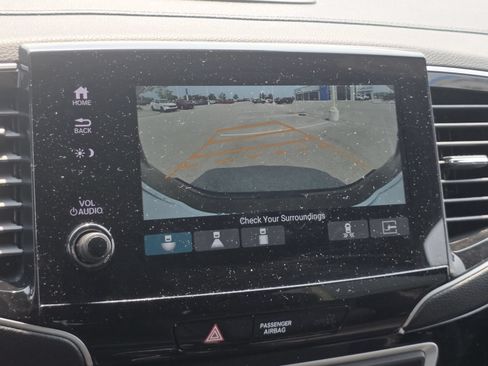 Used 2024 Honda Passport Black Edition image 6