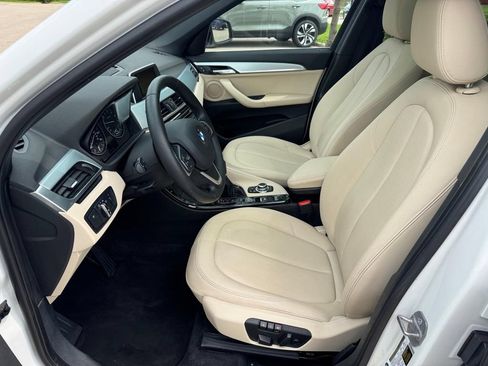 Used 2016 BMW X1 xDrive28i AWD/4WD image 8