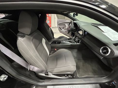 Used 2016 Chevrolet Camaro SS RWD image 38