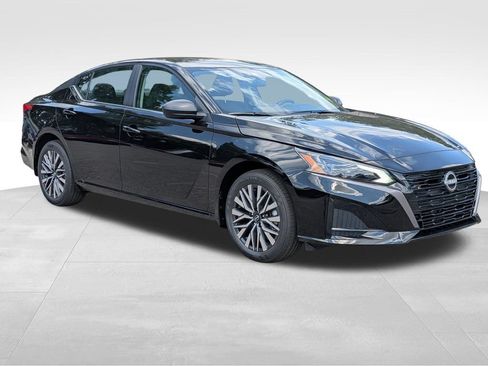 New 2026 Nissan Altima 2.5 SV AWD/4WD image 9