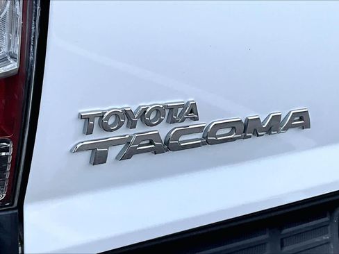 Used 2010 Toyota Tacoma 2WD Regular Cab image 30
