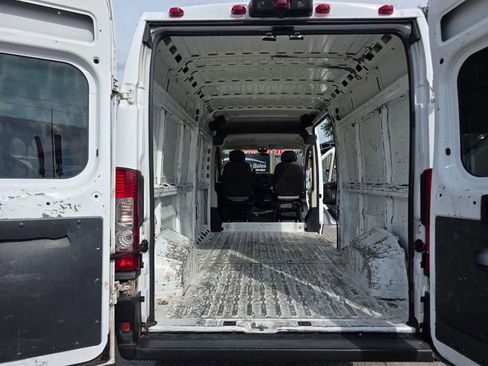 Used 2019 RAM ProMaster 2500 FWD image 18