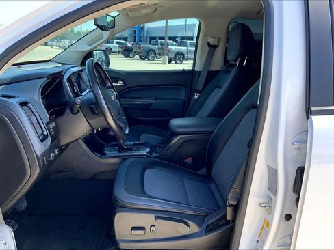 Used 2021 Chevrolet Colorado Z71 AWD/4WD image 8