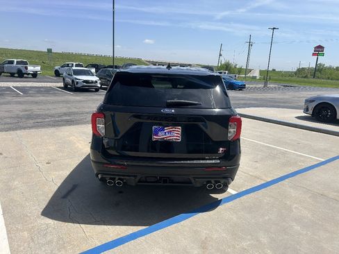 Used 2023 Ford Explorer ST w/ Equipment Group 401A AWD/4WD image 4