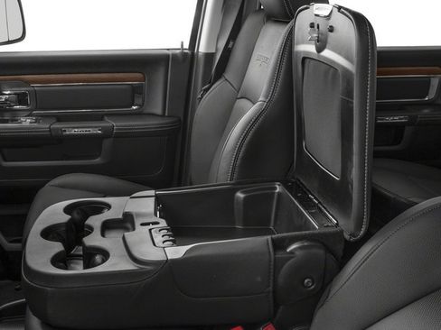 Used 2017 RAM 2500 Laramie AWD/4WD image 18
