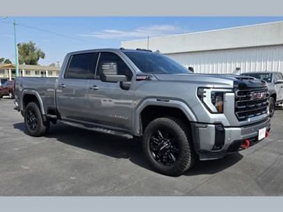 Used 2025 GMC Sierra 2500 AT4 w/ AT4 Premium Plus Package