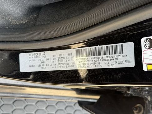 Used 2020 RAM 1500 Laramie AWD/4WD image 32