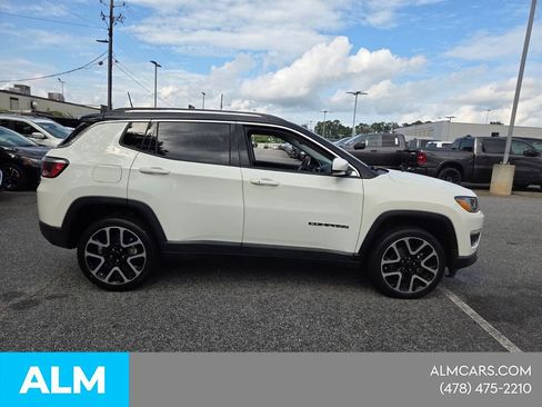 Used 2018 Jeep Compass Limited w/ Navigation Group AWD/4WD image 16