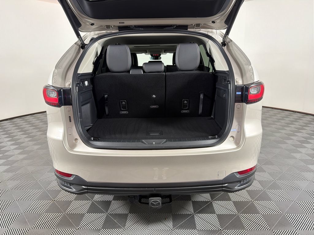 Used 2024 MAZDA CX-90 Plug-In Hybrid w/ Preferred AWD/4WD image 27
