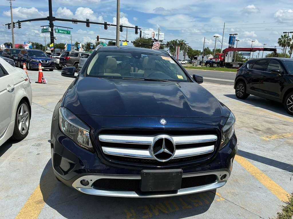 Used 2017 Mercedes-Benz GLA 250 4MATIC image 1