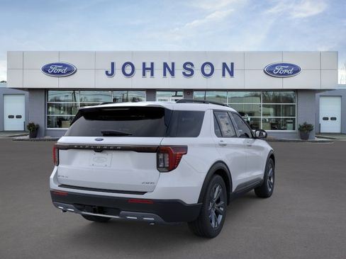 New 2026 Ford Explorer Active w/ Active Comfort Package AWD/4WD image 8