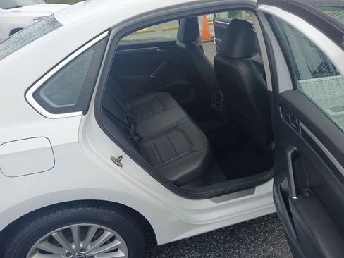 Used 2016 Volkswagen Passat 1.8T SE image 23