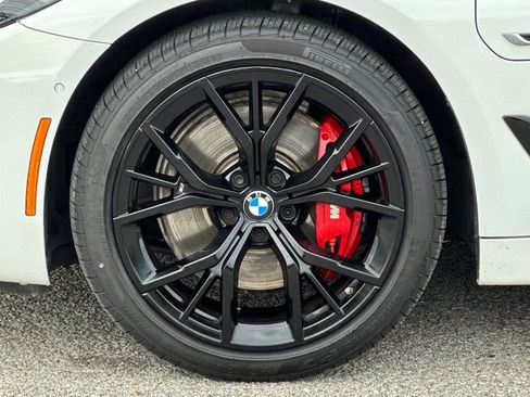 Used 2023 BMW 530e w/ M Sport Package image 31