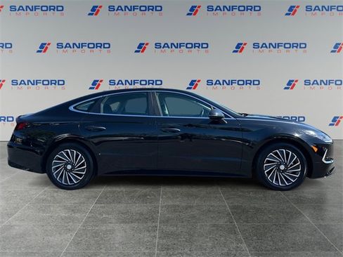 Used 2023 Hyundai Sonata SEL w/ Cargo Package image 6