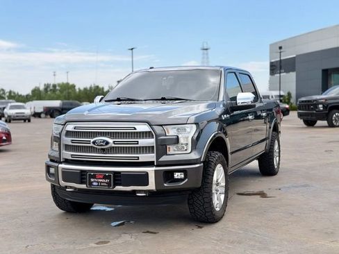 Used 2016 Ford F150 Platinum w/ Equipment Group 701A Luxury AWD/4WD image 2