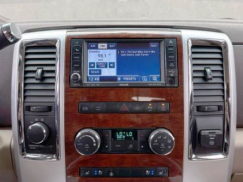 Used 2011 RAM 2500 Laramie w/ Cold Weather Group AWD/4WD image 16
