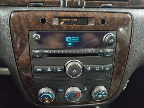 Used 2014 Chevrolet Impala Limited LS image 25