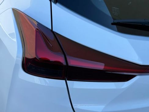 New 2026 Lexus UX 300h FWD image 13