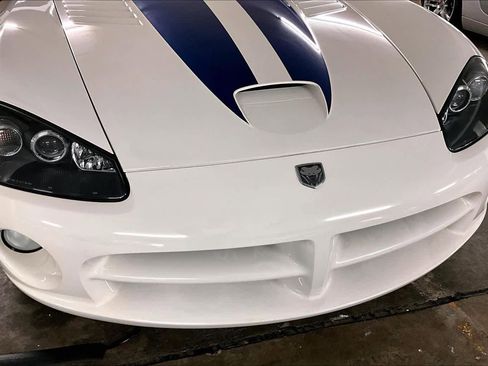 Used 2005 Dodge Viper SRT-10 RWD image 29