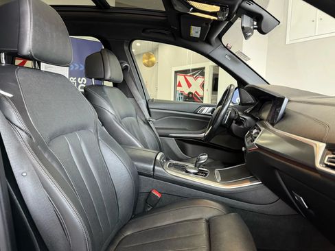 Used 2019 BMW X5 xDrive40i w/ Luxury Seating Package AWD/4WD image 23