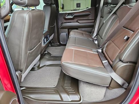 Used 2024 GMC Sierra 1500 Denali AWD/4WD image 13