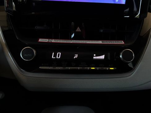 Used 2026 Toyota Corolla LE FWD image 28