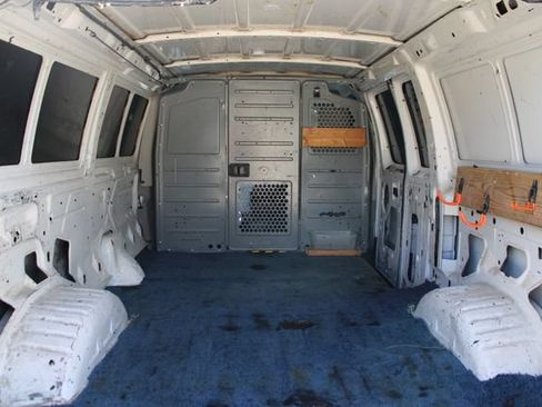 Used 2012 Ford E-150 and Econoline 150 w/ Commercial Cargo Van Pkg RWD image 26
