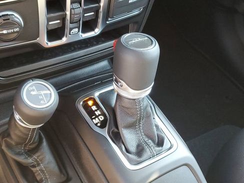 New 2025 Jeep Gladiator Sport image 14