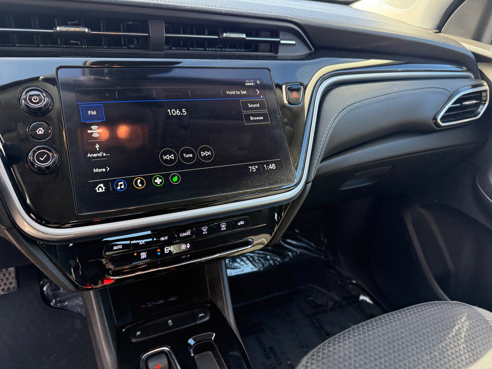 Used 2023 Chevrolet Bolt EUV LT w/ Redline Edition FWD image 12