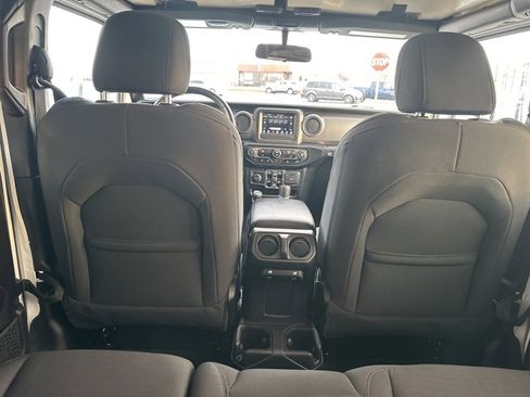 Used 2021 Jeep Wrangler Unlimited Sport image 26