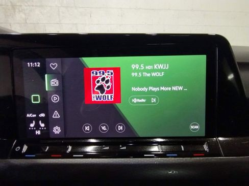 Certified 2022 Volkswagen GTI SE image 28