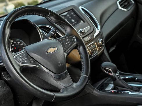 Used 2024 Chevrolet Equinox LT w/ LPO, Floor Liner Package FWD image 18