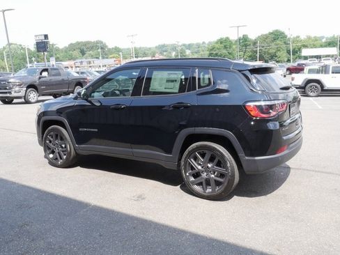 New 2025 Jeep Compass Limited w/ Sun & Sound Group image 10