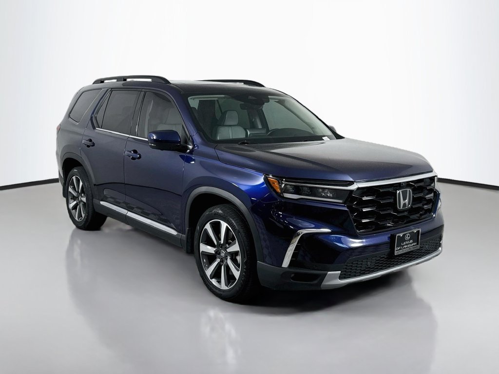 Used 2023 Honda Pilot Elite image 3