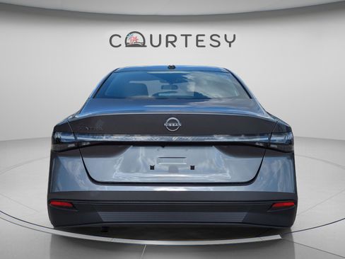 New 2026 Nissan Sentra SV w/ Floor Mat Package FWD image 5