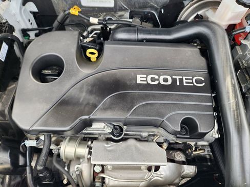Certified 2022 Chevrolet Equinox LT FWD image 30