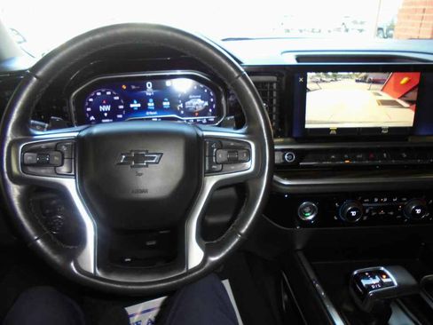 Used 2022 Chevrolet Silverado 1500 RST image 6