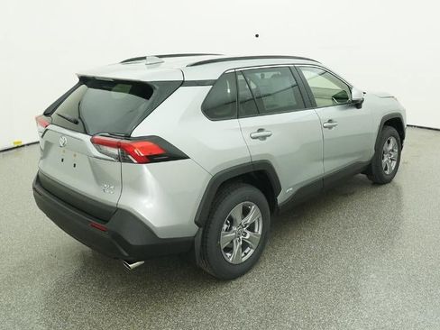 New 2025 Toyota RAV4 XLE image 31