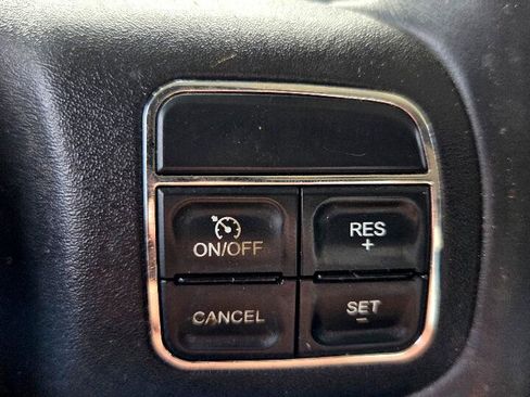 Used 2016 Jeep Wrangler Unlimited Sahara w/ Connectivity Group image 19