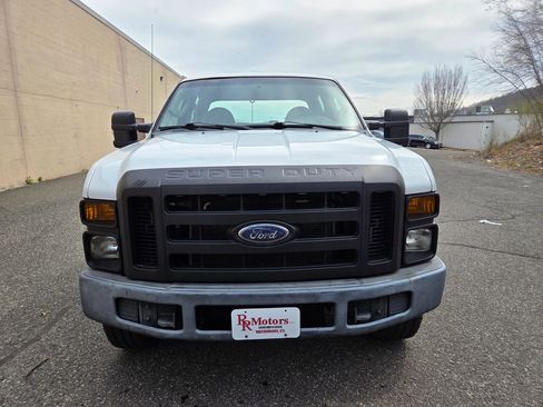 Used 2010 Ford F350 XL AWD/4WD image 2