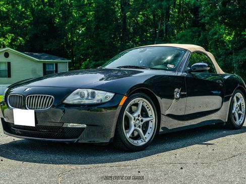 Used 2008 BMW Z4 3.0si RWD image 21